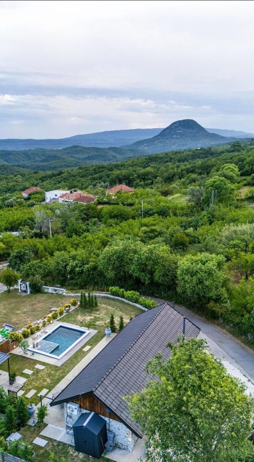 The Stonehouse Villa in Ulcinj Municipality