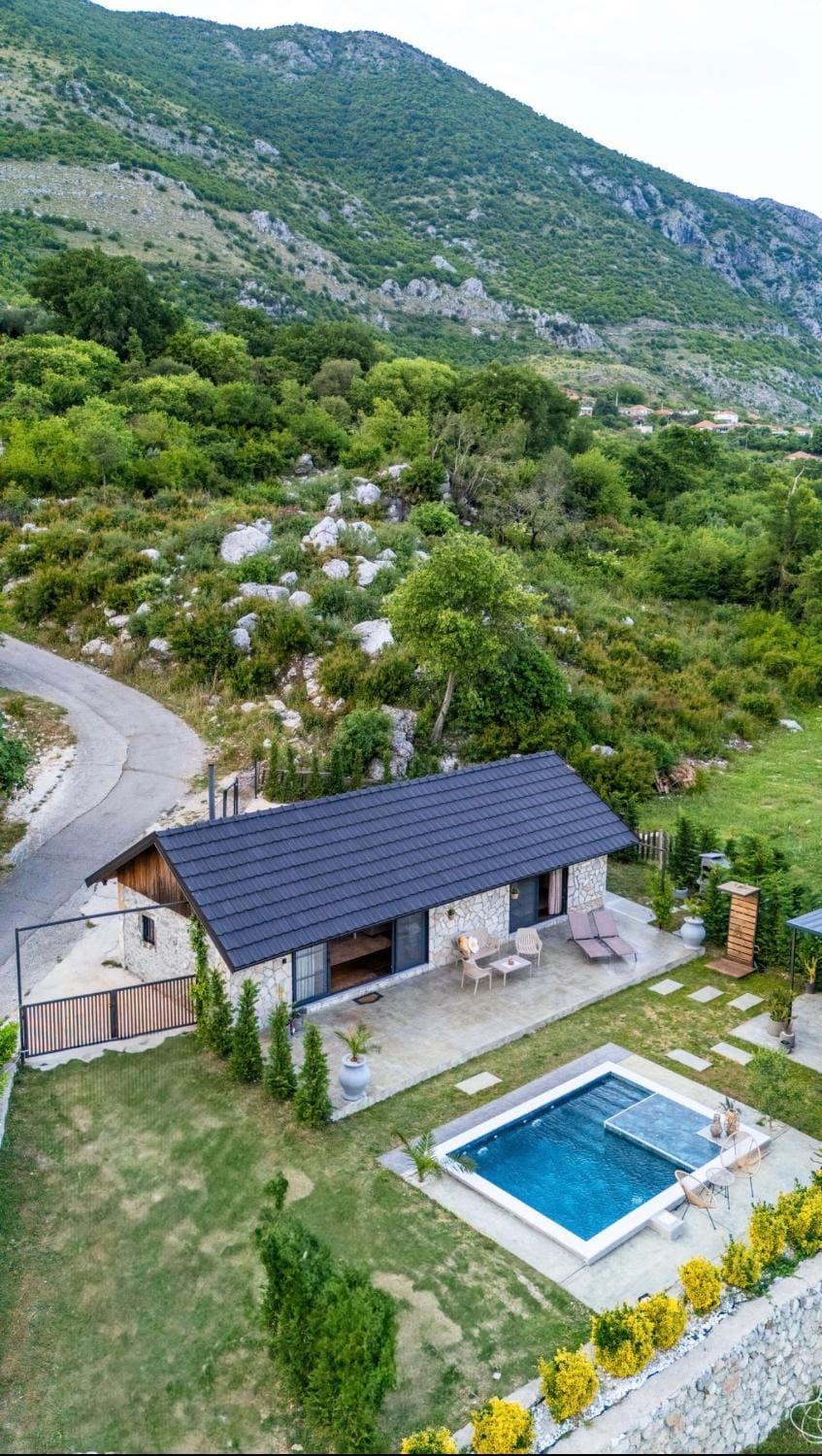 The Stonehouse Villa in Ulcinj Municipality