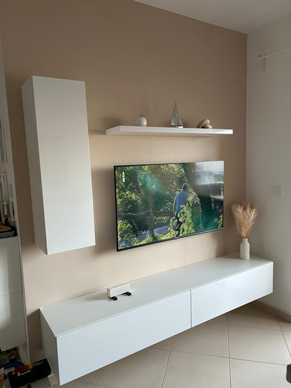 Communal lounge/ TV room, TV and multimedia
