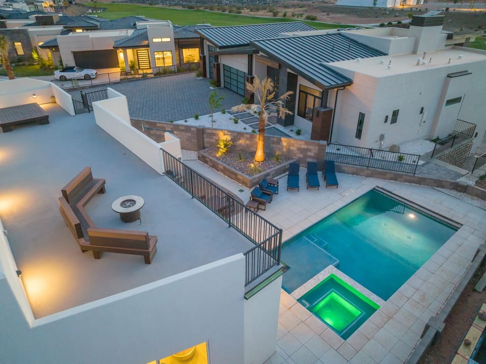 Zion's Pearl at Copper Rock! House in Hurricane