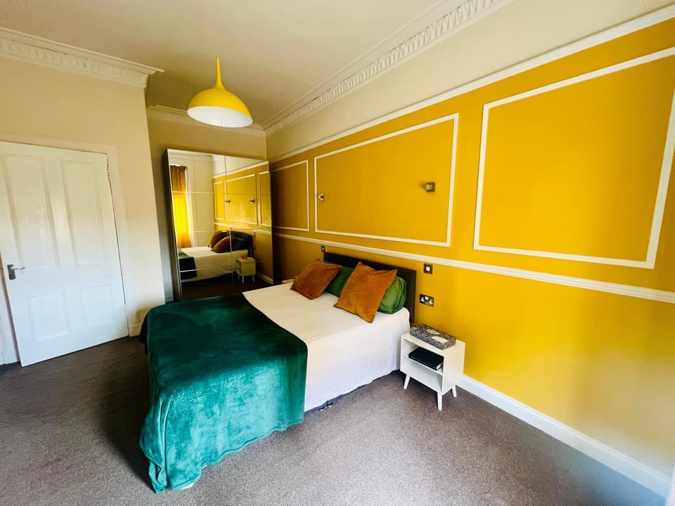 CAMPBELL 100 DUNFERMLINE Apartment in Dunfermline