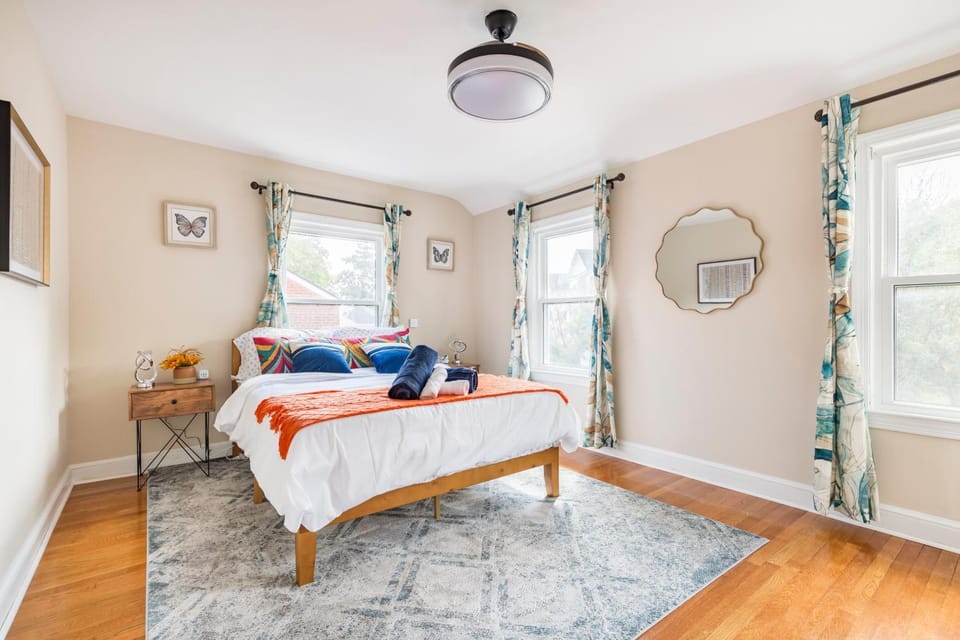 Bed, Bedroom