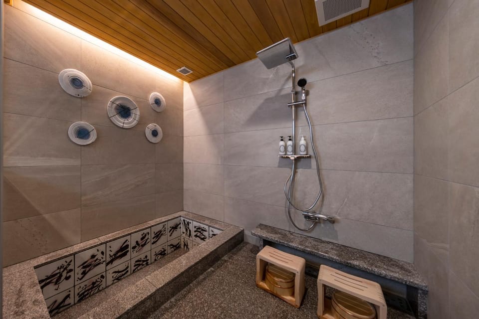 Shower, Bathroom