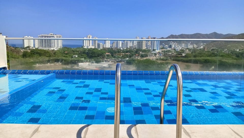 Swimming pool, Swimming pool