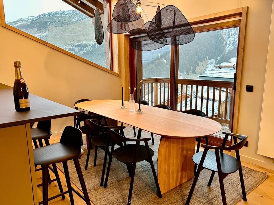 Appartement neuf à Méribel, proche des pistes, balcon, service concierge inclus! - FR-1-613-103 Apartment in Les Allues