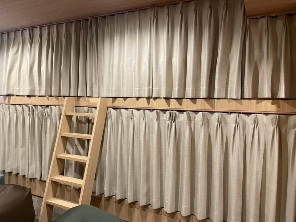 Bed, Bedroom, bunk bed
