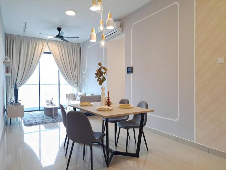 Lavile Premier Suite Cheras 5 - 6 pax 3R2B Apartment in Federal Territory of Kuala Lumpur