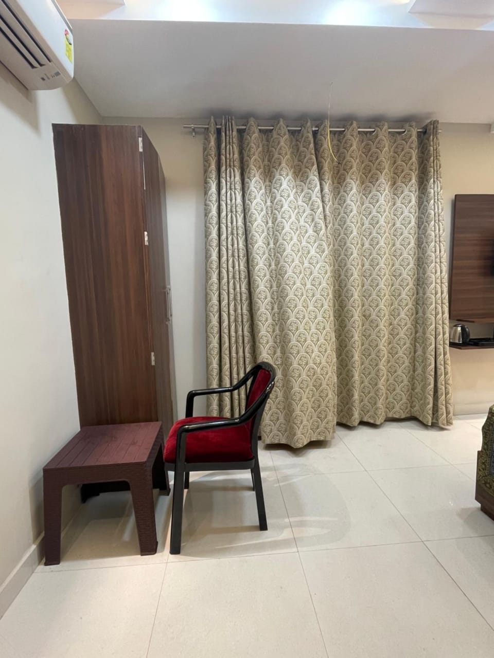 Vishwanath Inn Hotel in Varanasi