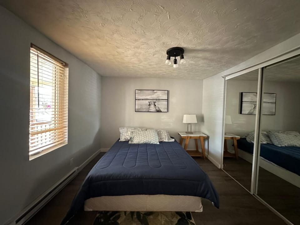 Private Room Lakeview House- Westmount Vacation rental in Moncton