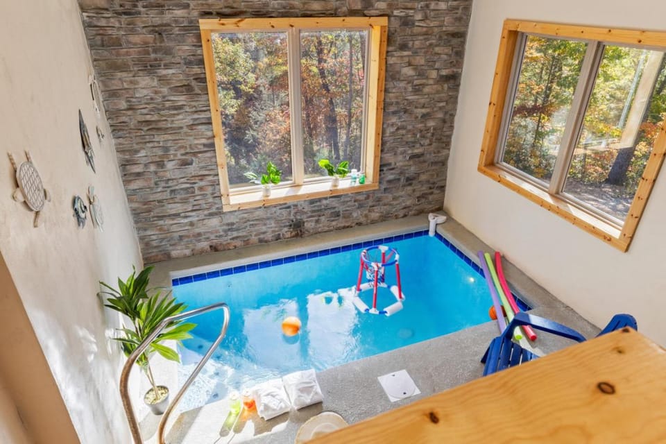 The Great Escape By Ghosal Luxury Lodging Chalet in Sevier County