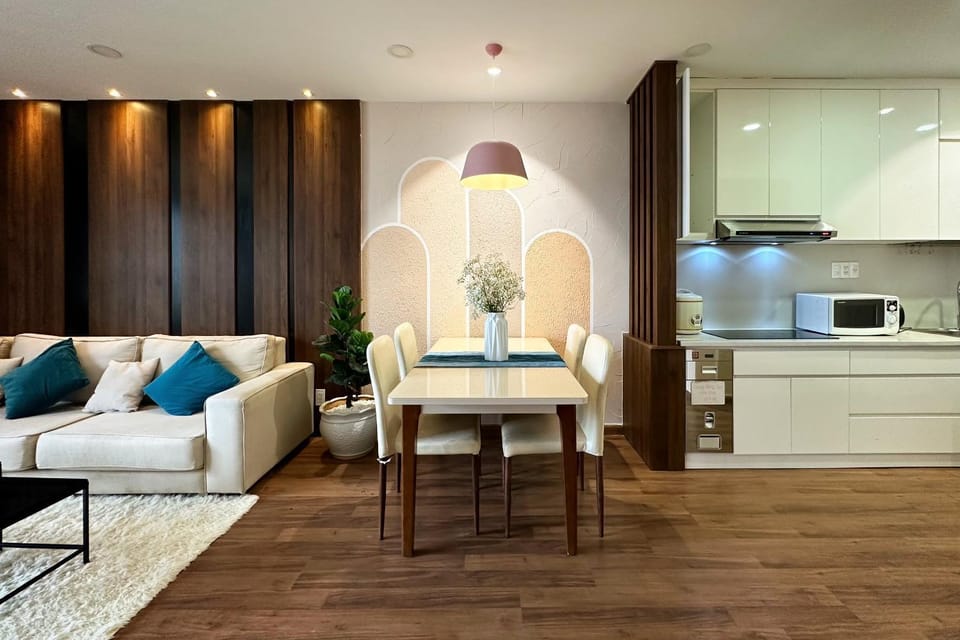 Kitchen or kitchenette, Living room, Seating area, Dining area, minibar, stove