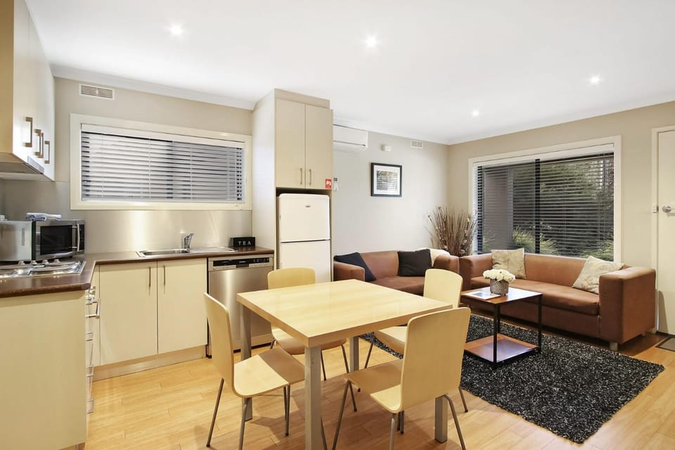 Grevillea Gardens Unit 6 Apartment in Porepunkah