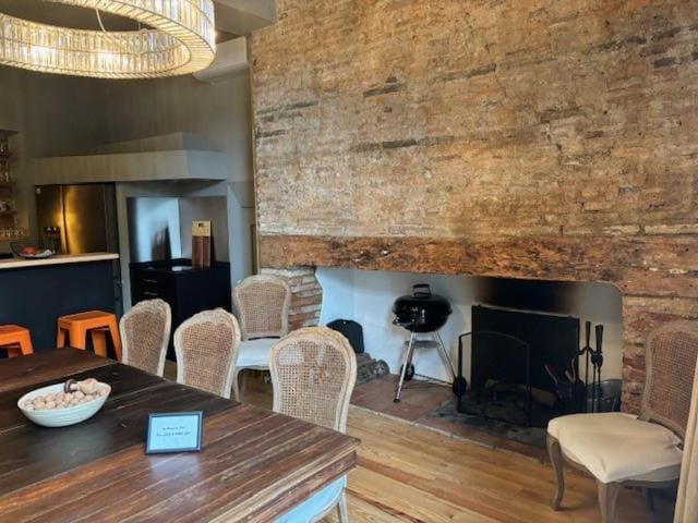 Property building, Internal: Not applicable to any particular room
