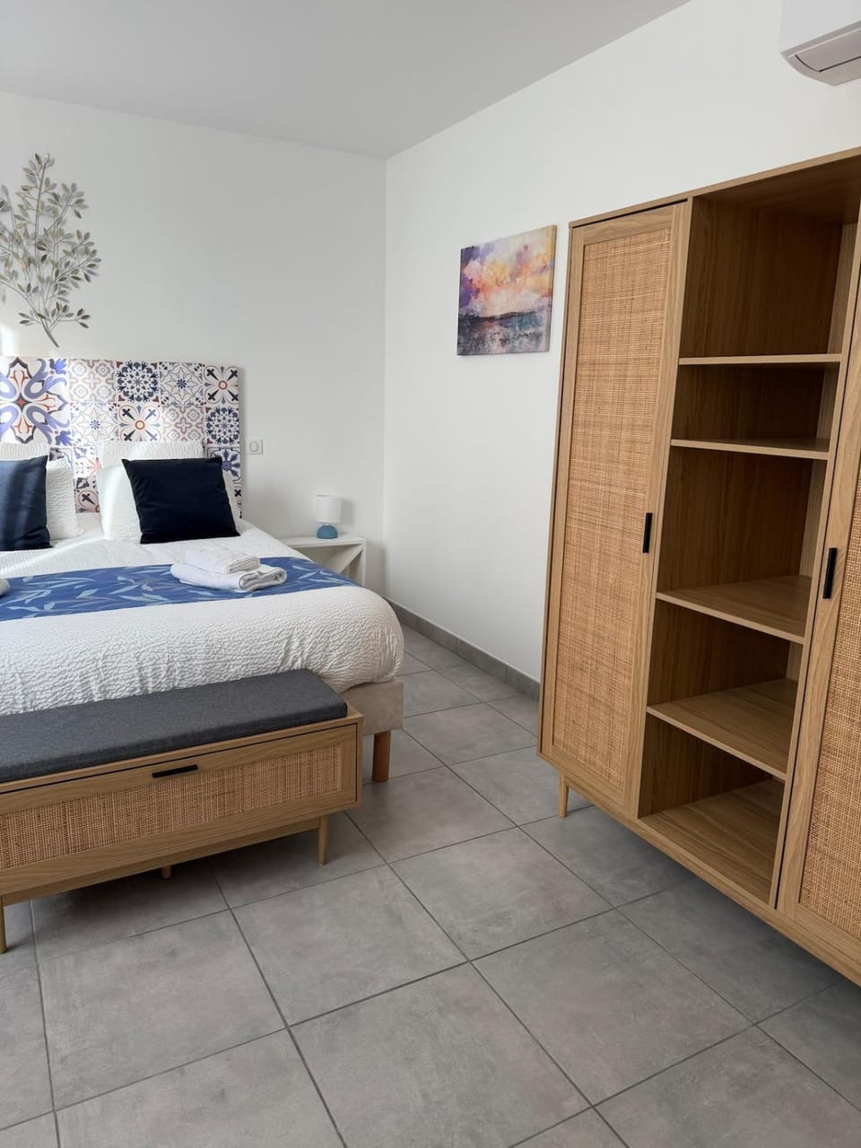 Bed, Bedroom, wardrobe
