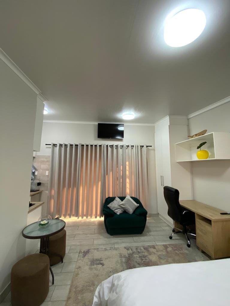 TV and multimedia, Seating area