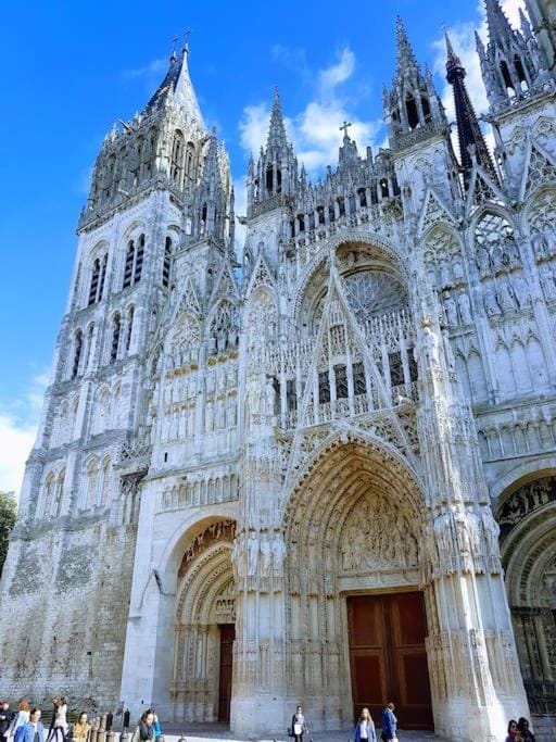 suite st lo 2 Apartment in Rouen