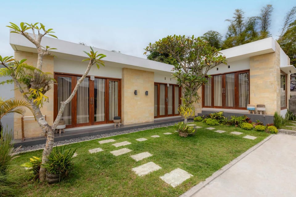 Property building, Garden, Garden view