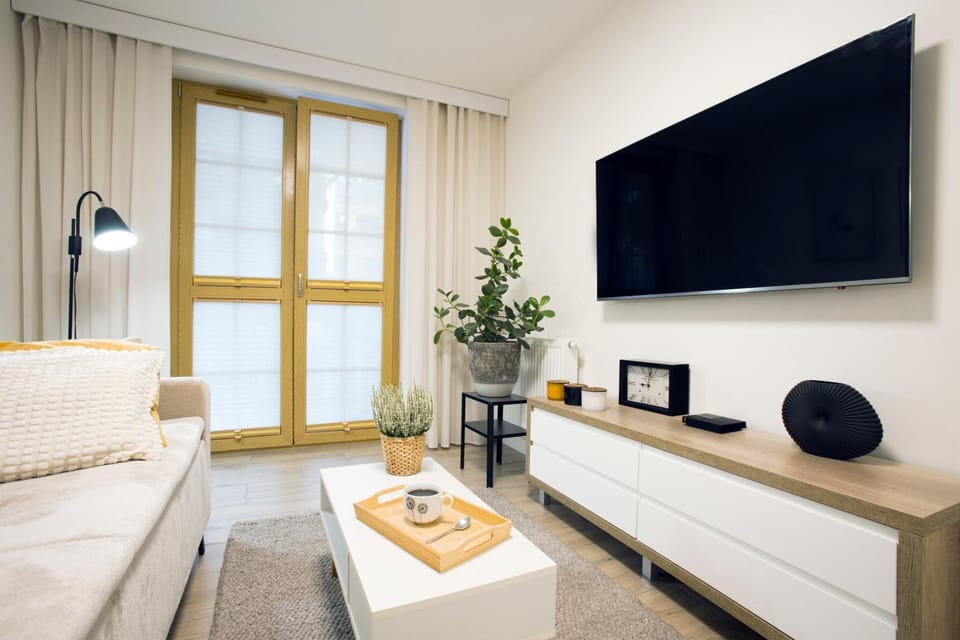 Communal lounge/ TV room, TV and multimedia, Living room, Seating area