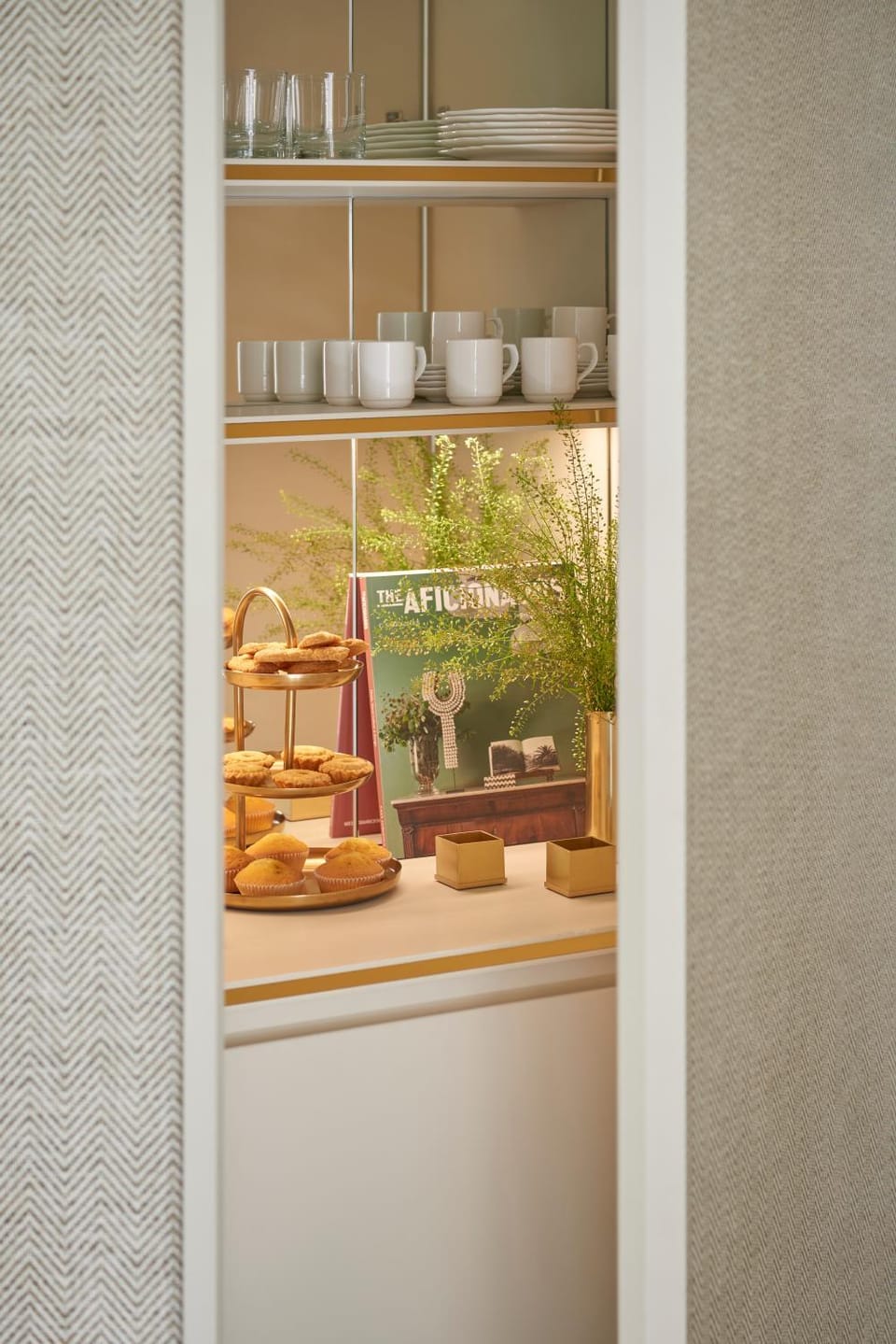 Food and drinks, Internal: Not applicable to any particular room