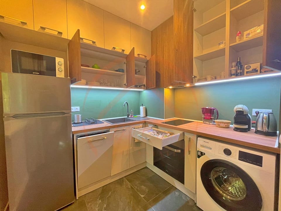 Kitchen or kitchenette, dishwasher, minibar, pet friendly, stove, washing machine