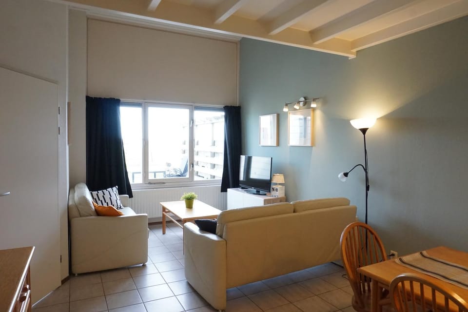 Kustverhuur, Oude manege Nieuwvliet, Nieuwvliet 3 - 9 House in Zeeland, Netherlands