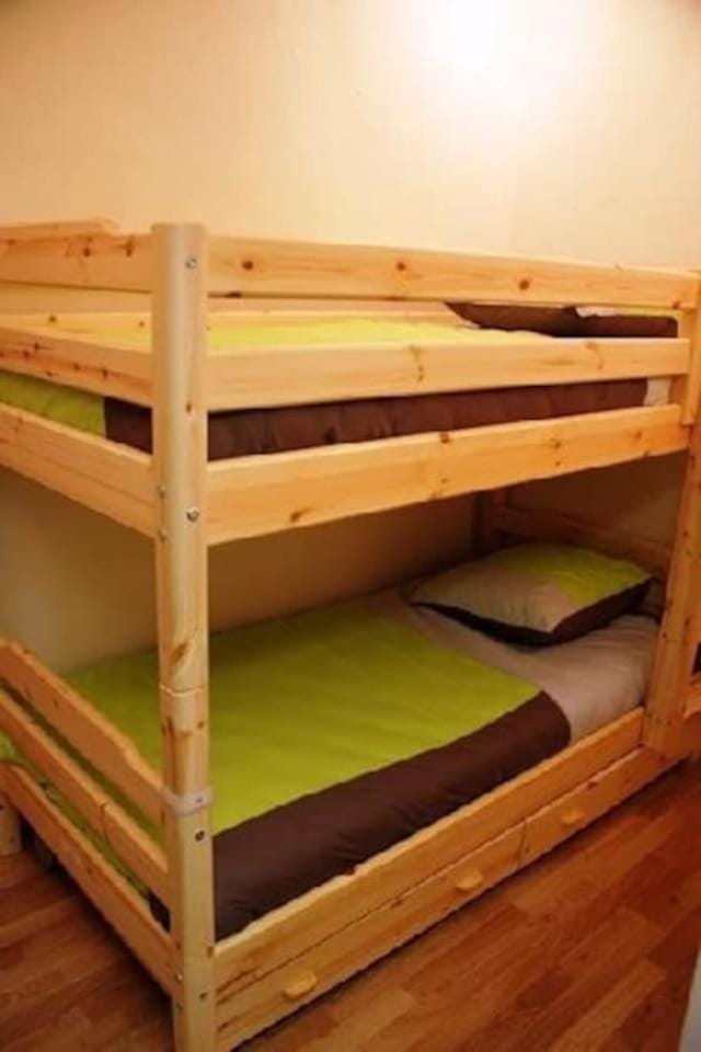 Centre station Super Besse Studio Apartment in Besse-et-Saint-Anastaise