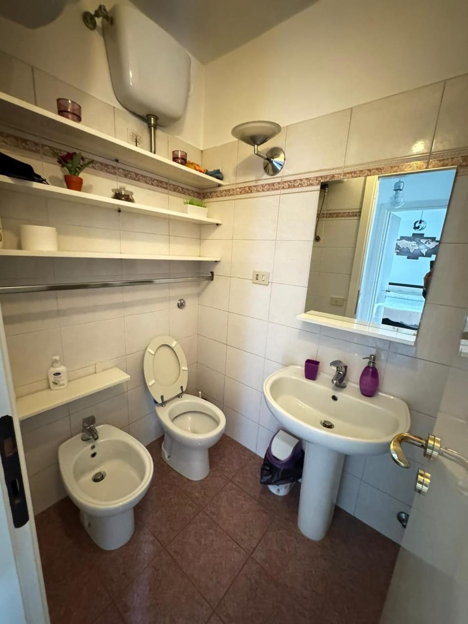 Shower, Toilet, Bathroom, bidet, towels