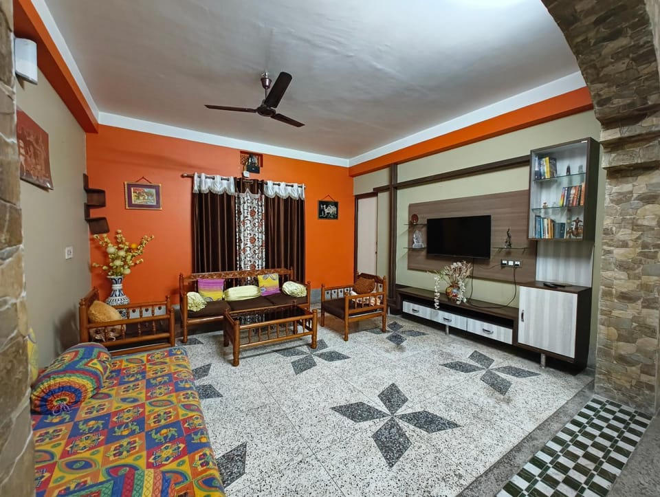 Communal lounge/ TV room, Living room