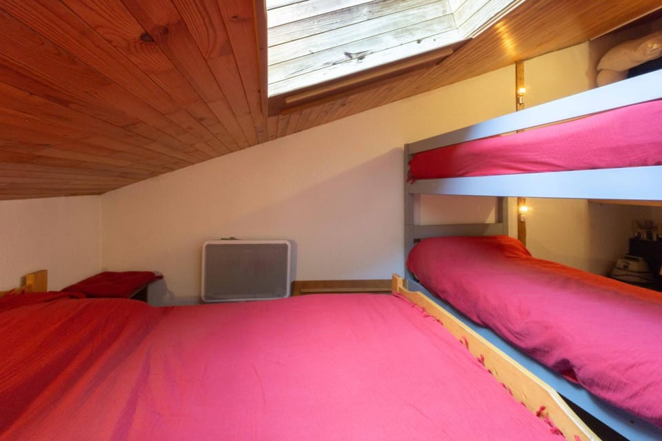 Property building, Living room, Bedroom