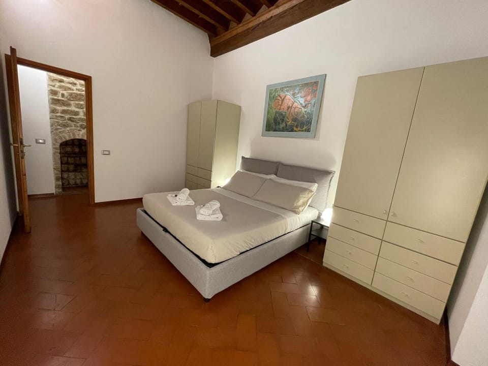 Bed, Photo of the whole room, Bedroom, towels, wardrobe