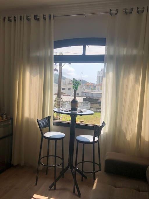 Espaço acolhedor, no Guarujá Apartment in State of São Paulo