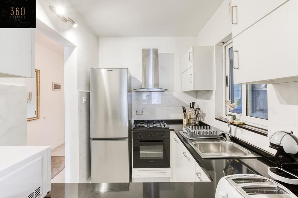 Kitchen or kitchenette, dishwasher, minibar, oven, pet friendly, stove, toaster