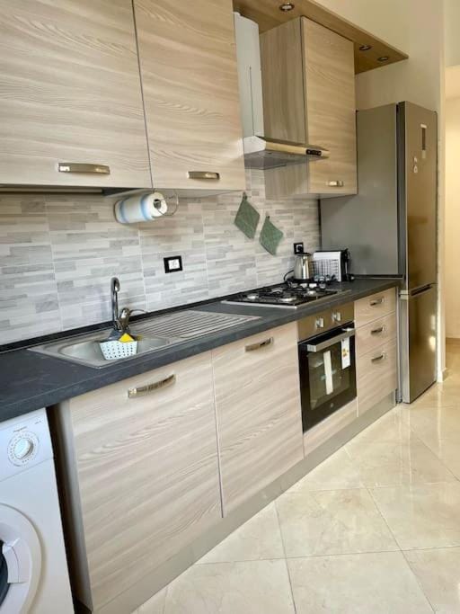 Veridia House 15 min metro dal Duomo Apartment in Milan