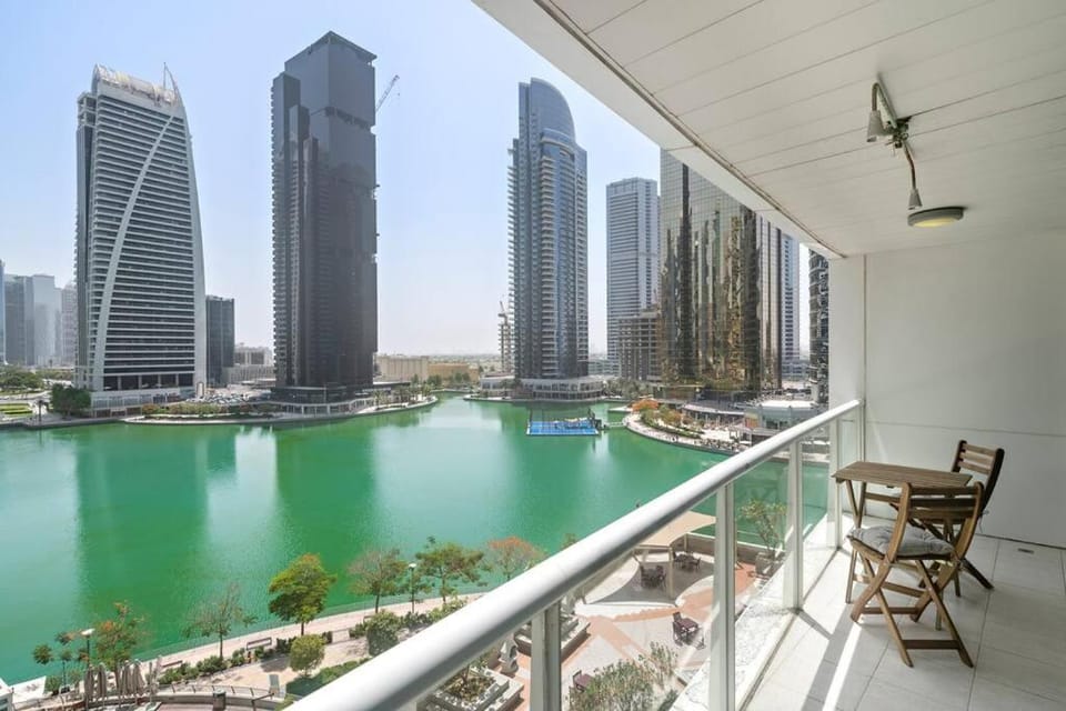 StoneTree - 1BR apartment with Lake View Apartment in Dubai