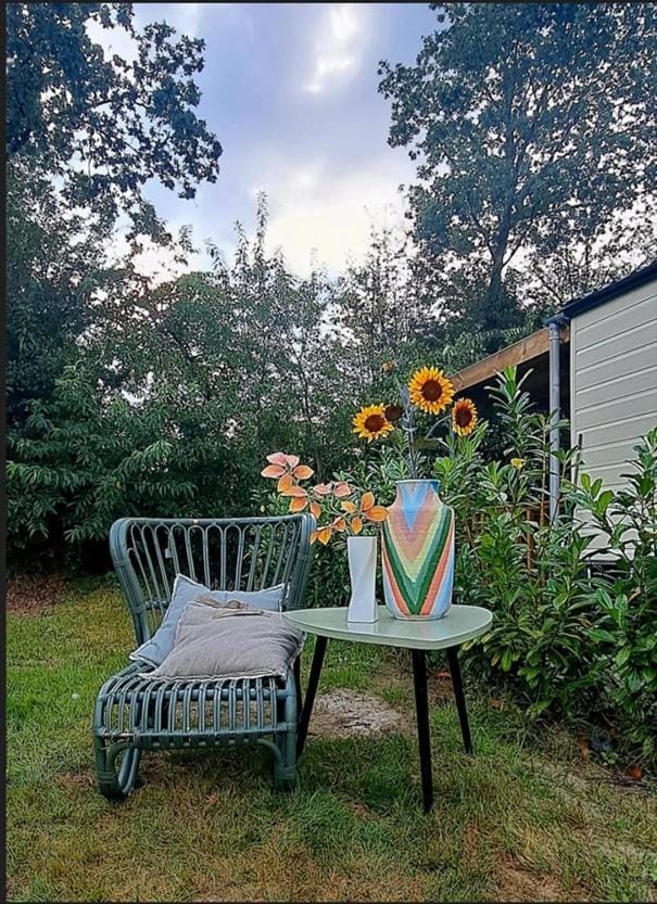 Nessy's Place (sta caravan) Campground/ 
RV Resort in Drenthe (province)