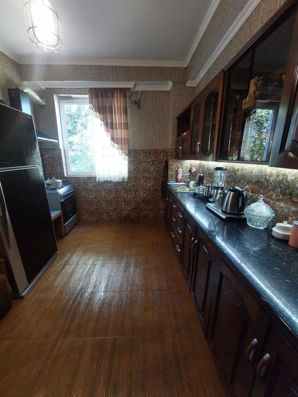 Kitchen or kitchenette, Dining area, minibar, oven, stove, toaster