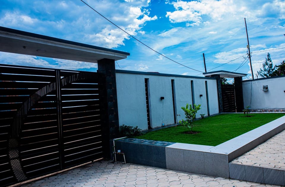 Garden, Parking
