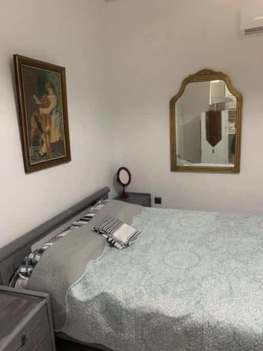 Παραθαλάσσιο στούντιο με κήπο Apartment in East Attica Regional Unit, Greece