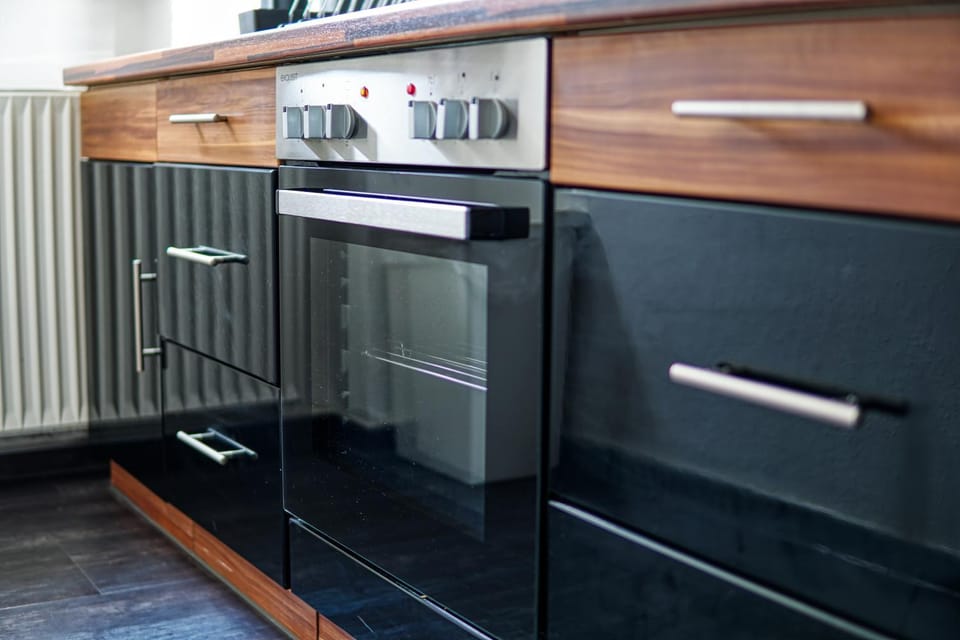 Kitchen or kitchenette, pet friendly, stove