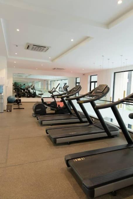 Cosy 2 Bed at Embassy Gardens Apartment in Accra