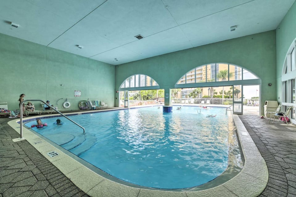Balcony & Beach Access: Oceanfront PCB Condo House in Panama City Beach