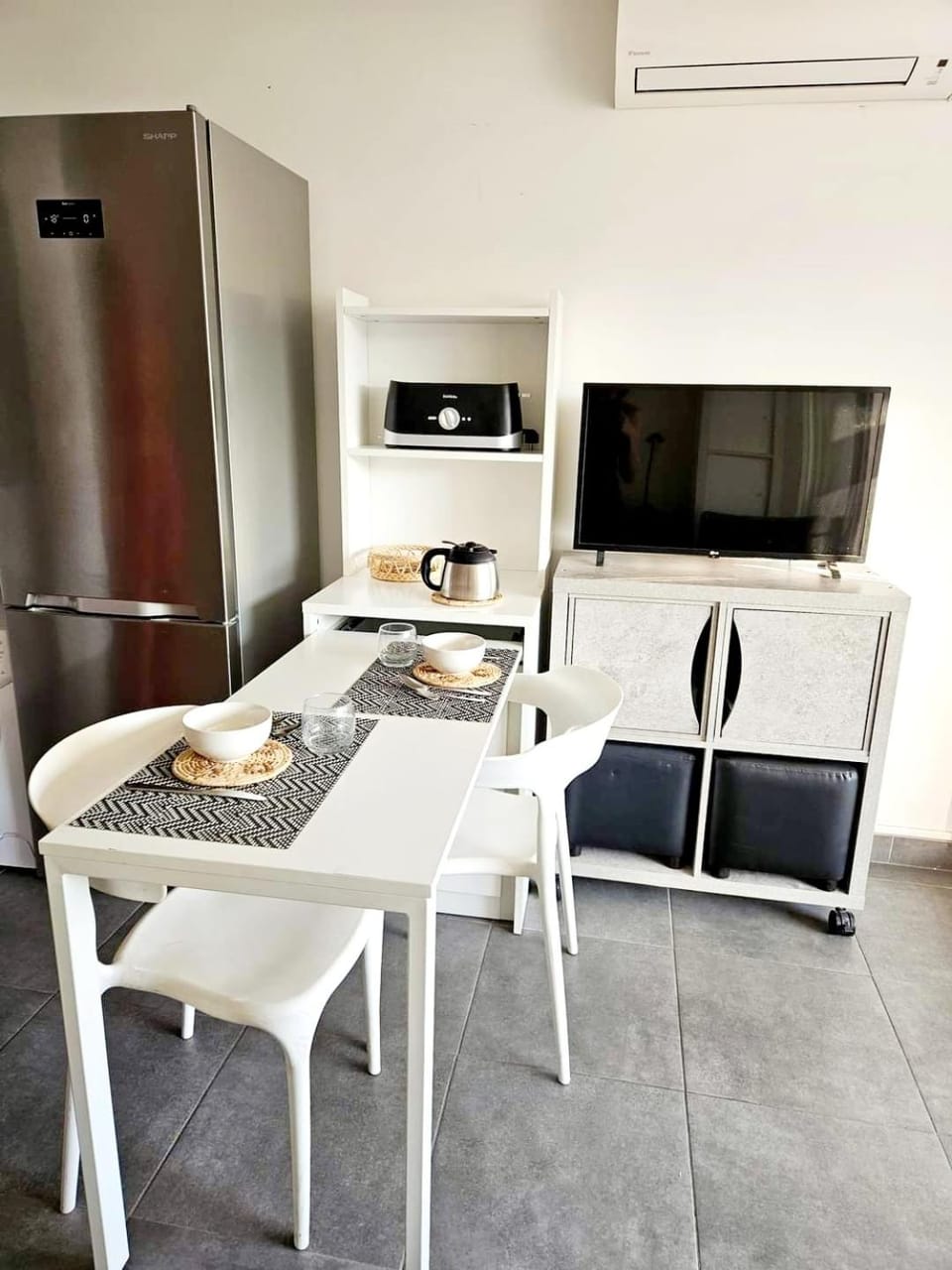 Kitchen or kitchenette, stove, kitchen