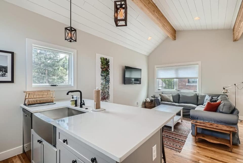 Berkeley Hidden Gem 1BR Full Kitchen w Patio Apartment in Denver