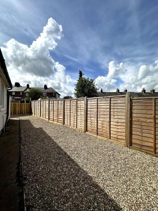 Seaside Snug - Gorgeous 2 Bed Seaside Bungalow House in England