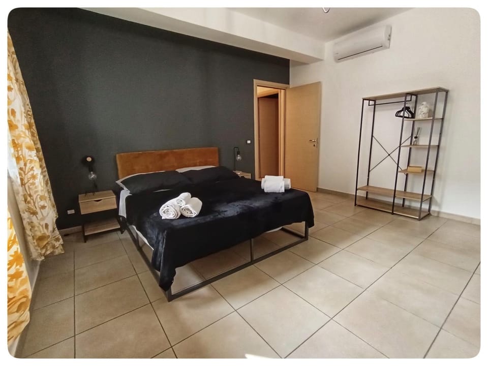Bathroom, Balcony/Terrace, Bedroom, towels, wardrobe, air conditioner