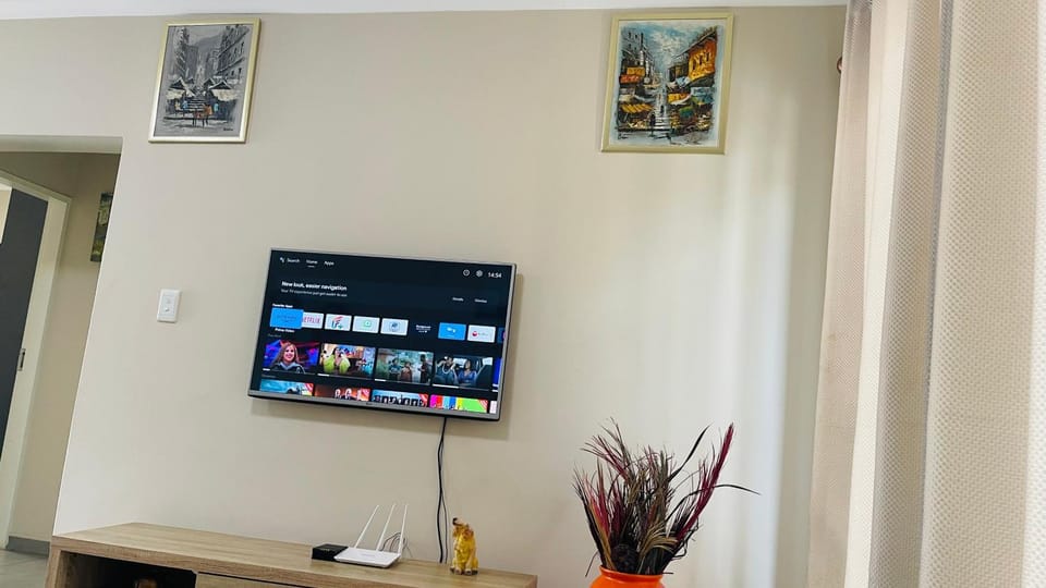 Mall Of Africa Spot2 By Damo Apartment in Sandton
