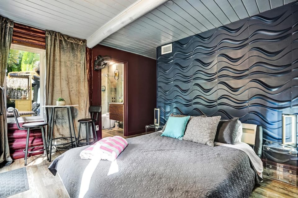 Kiki 3 - Men's Clothing optional Guest Houses House in Wilton Manors