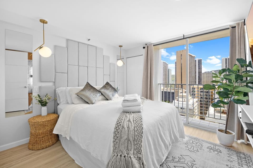 Bed, View (from property/room), Bedroom