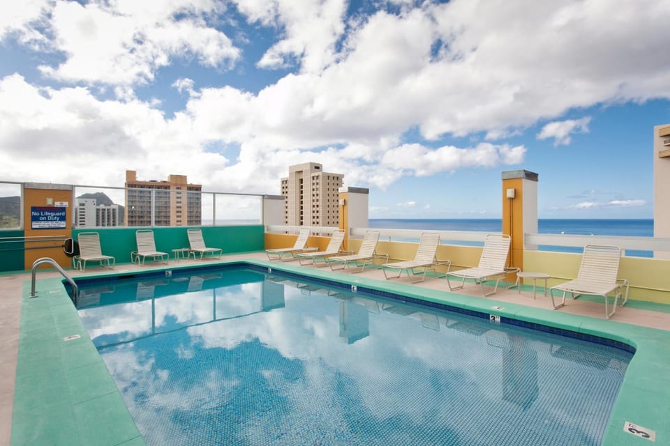 Day, Natural landscape, View (from property/room), Balcony/Terrace, Pool view, Sea view, Swimming pool, sunbed