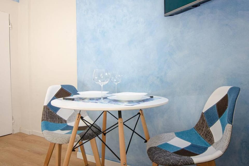 Blue Studio Apartment in Bologna